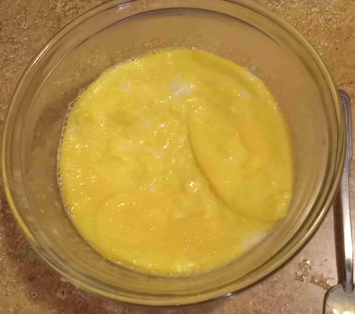 Eggs in bowl are completely mixed